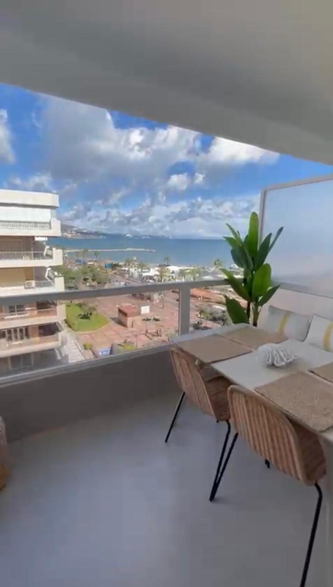 Solana 26 Incredible Sea Views Apartment Фуeнхирола Екстериор снимка