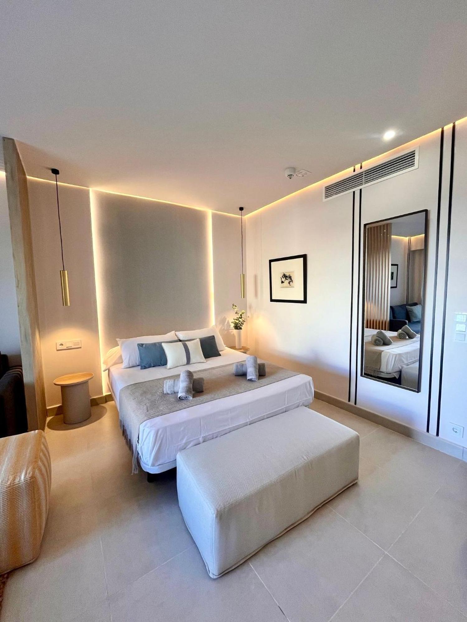 Solana 26 Incredible Sea Views Apartment Фуeнхирола Екстериор снимка