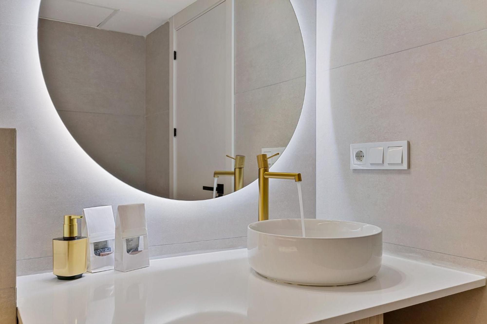 Solana 26 Incredible Sea Views Apartment Фуeнхирола Екстериор снимка